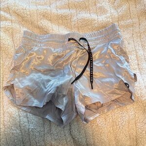 NWOT Roxy silver running shorts with liner